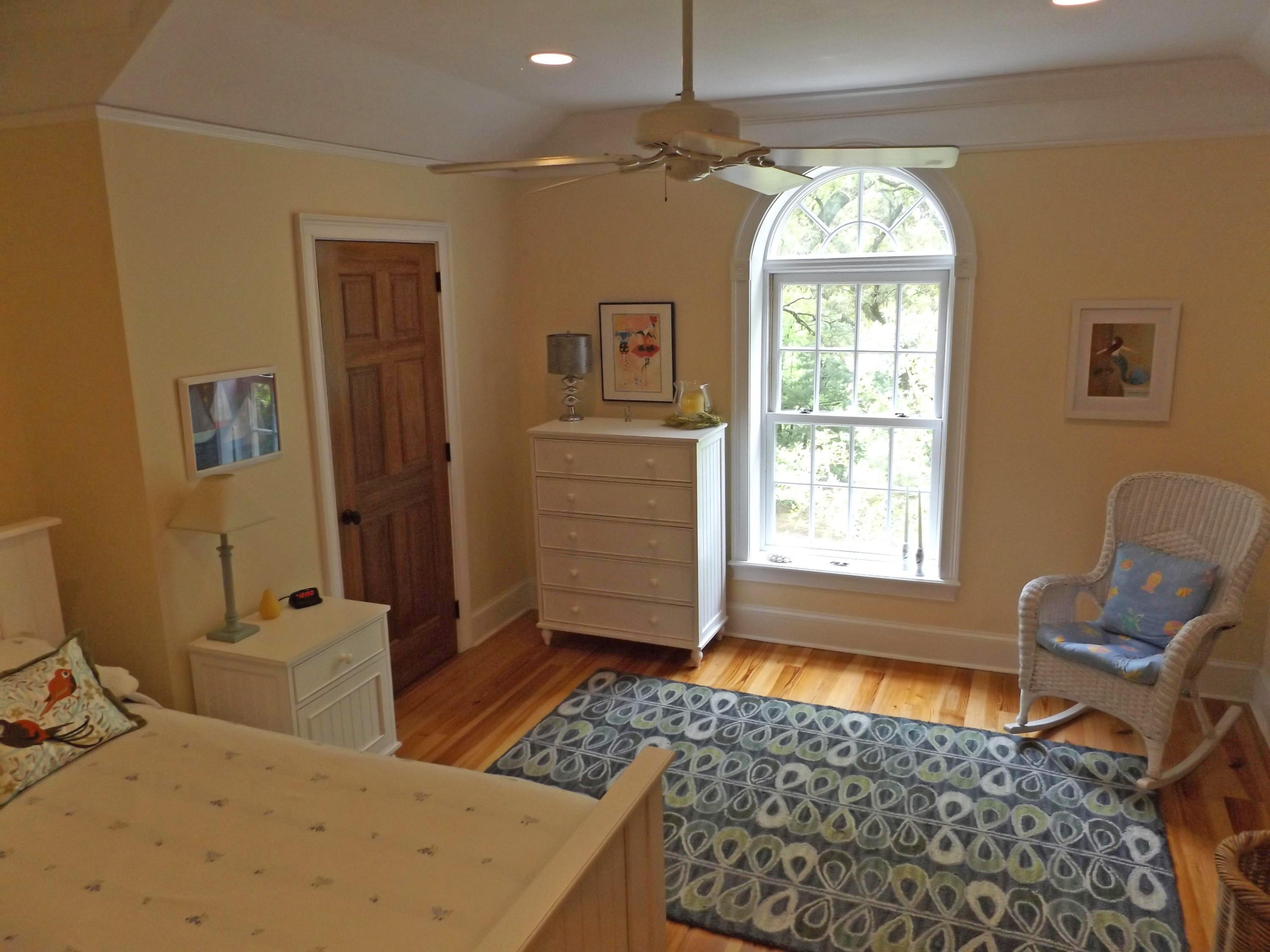 1158 Fort Lamar Road Charleston, SC 29412 - Photo 14 of 21 Guest bed1