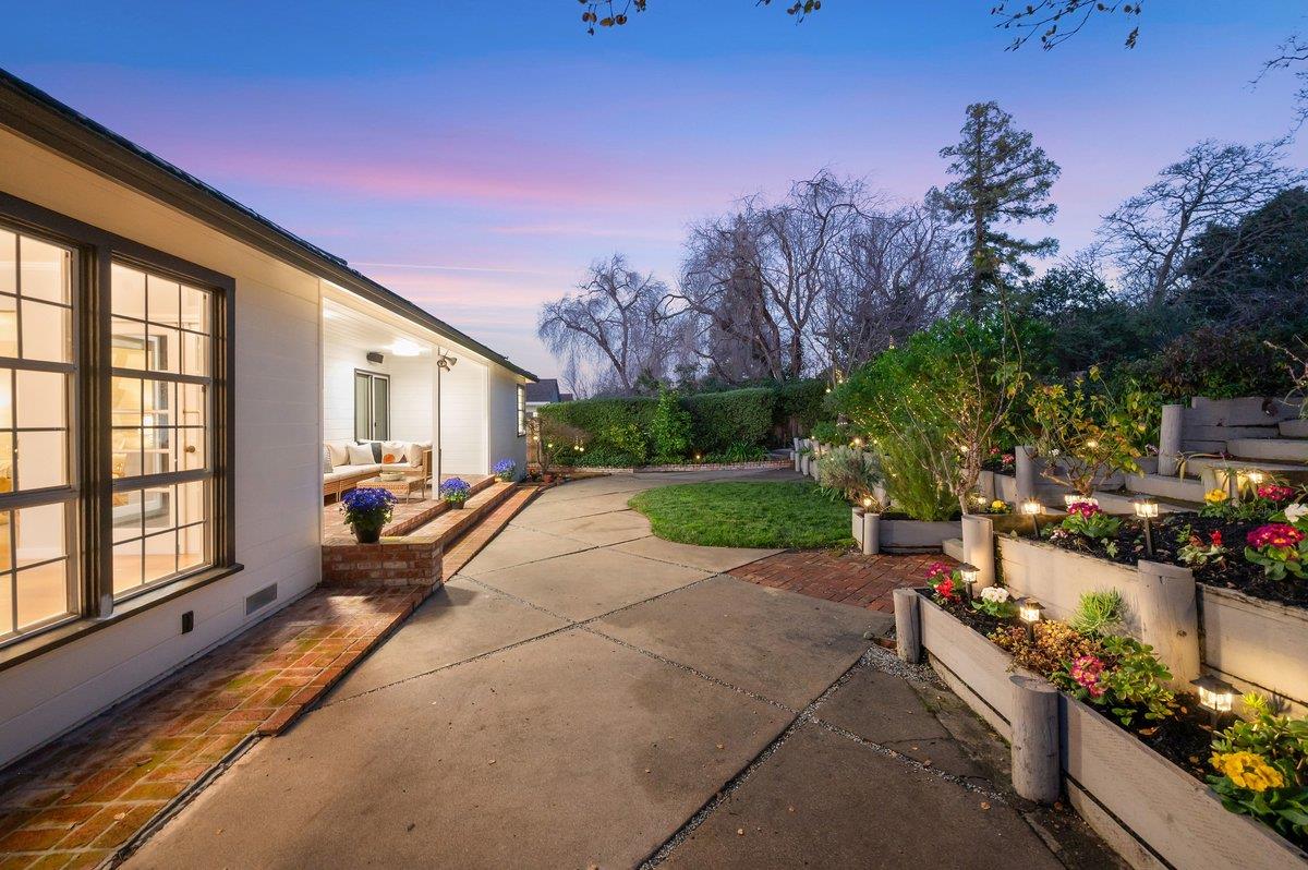 1277 Edgewood Road Redwood City, CA 94062 - Photo 6 of 49 a view of a backyard with sitting area