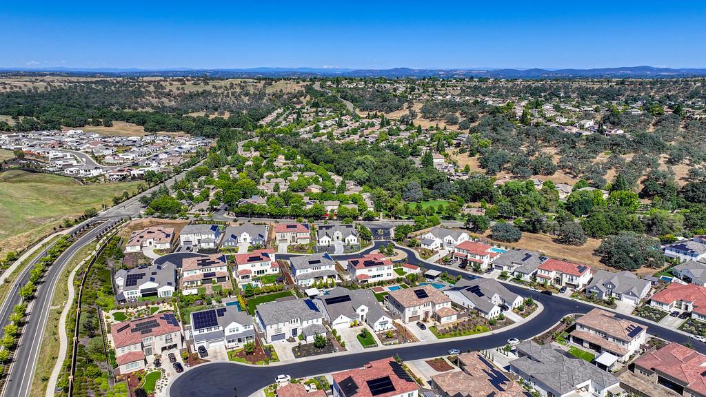 806 Fallen Log Court Rocklin, CA 95765 - Photo 6 of 94