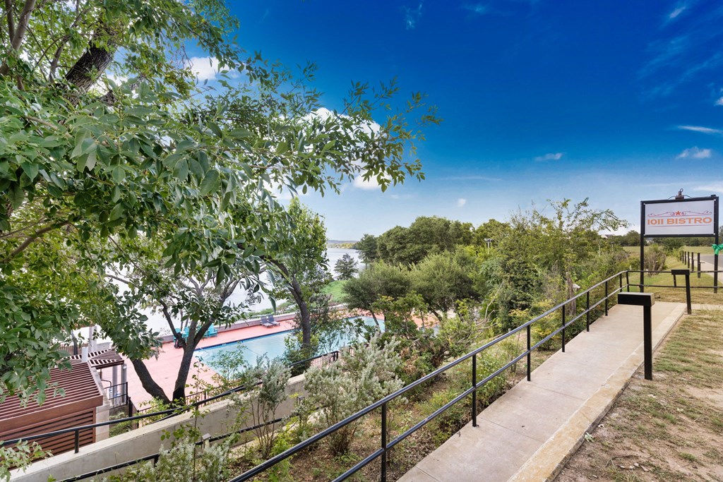 1012 Guadalupe Street Kerrville, TX 78028 - Photo 19 of 27