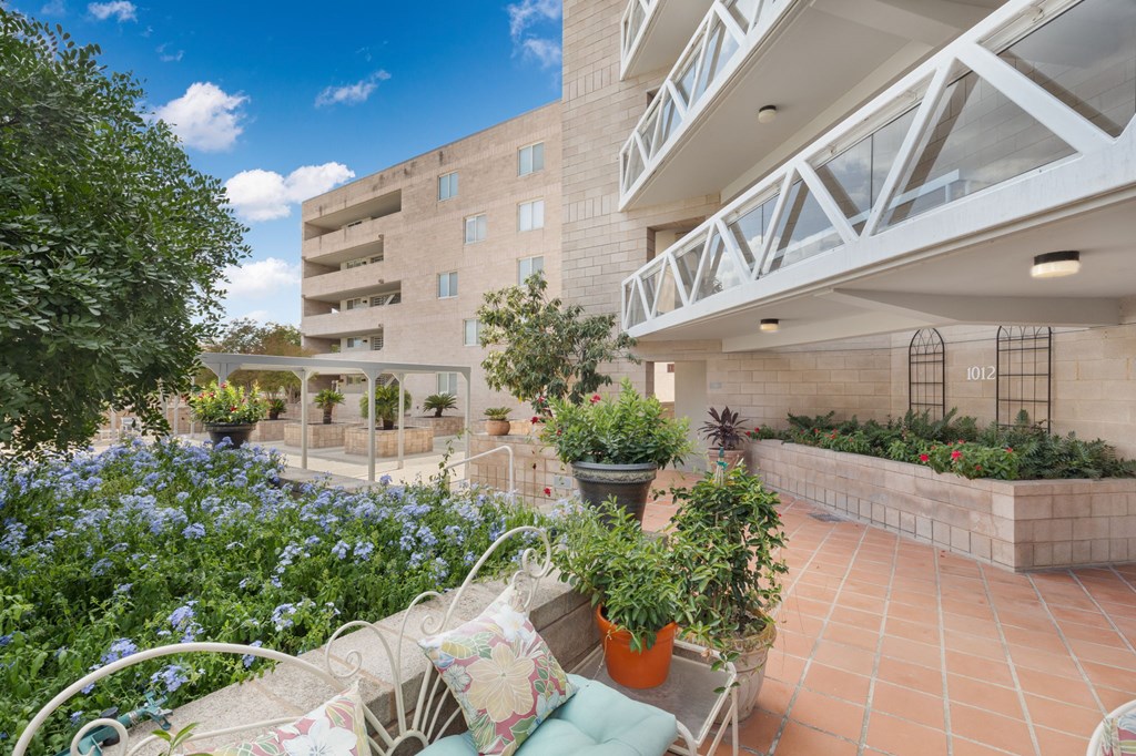 1012 Guadalupe Street Kerrville, TX 78028 - Photo 23 of 27