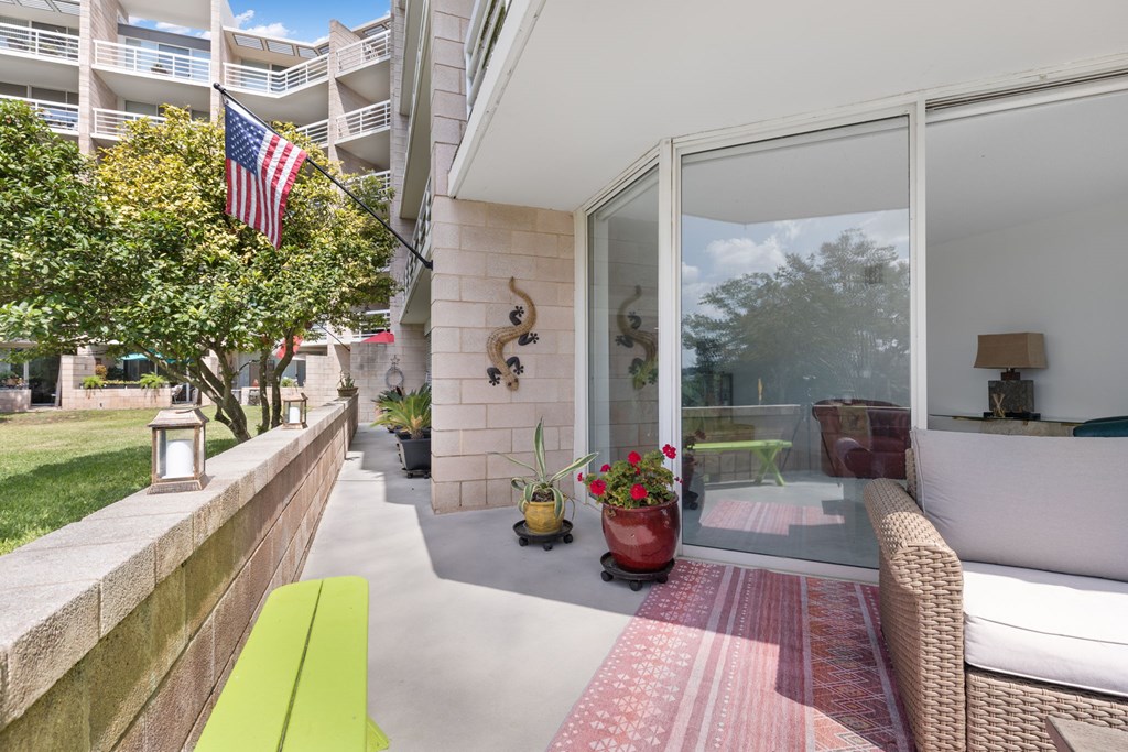 1012 Guadalupe Street Kerrville, TX 78028 - Photo 24 of 27