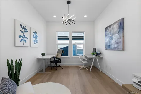 a room with a walk in closet