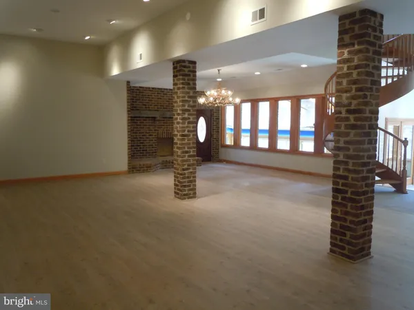 $1,375,000 | 5019 Old Swimming Pool Road, Frederick, MD 21703