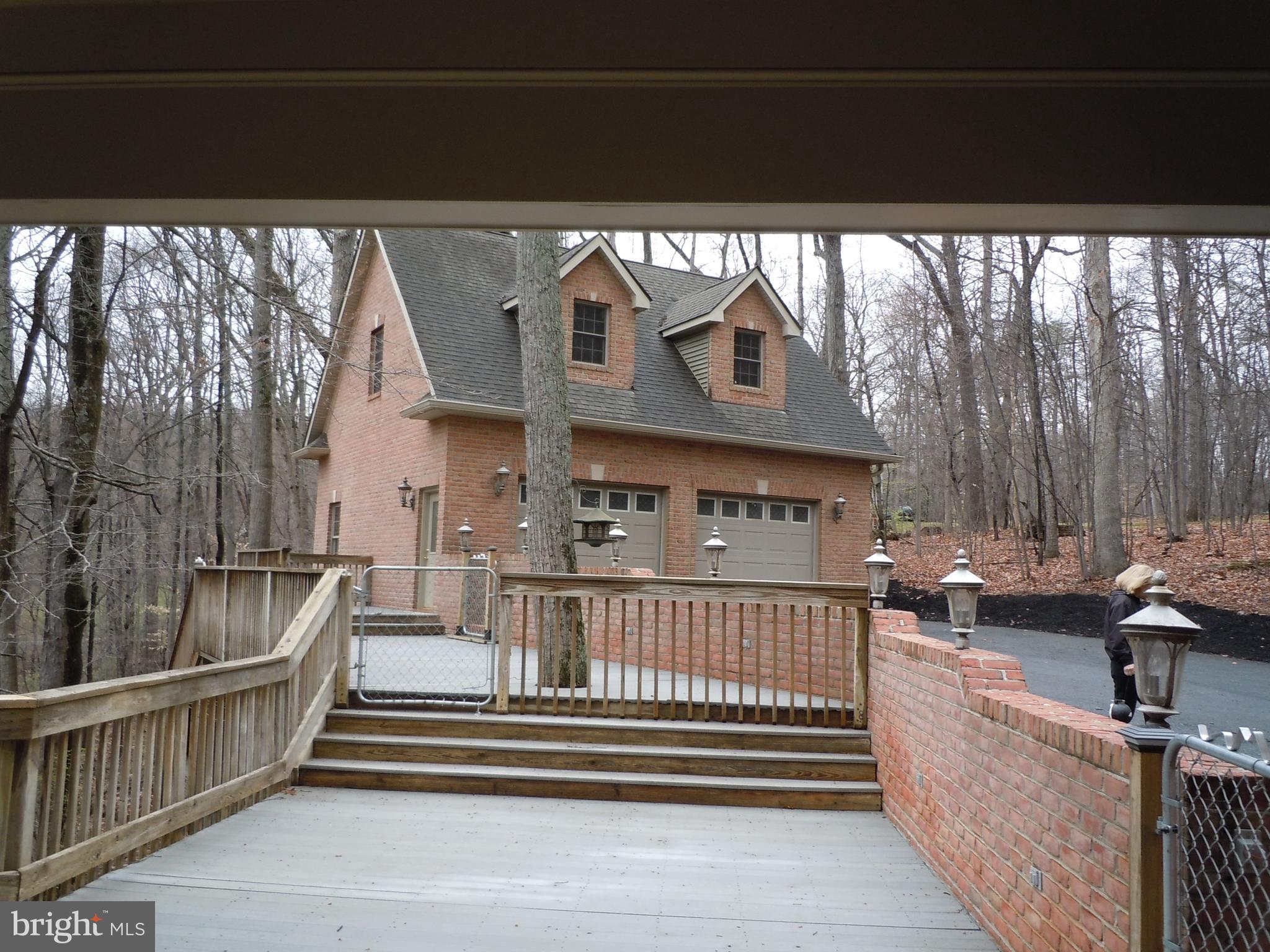 5019 Old Swimming Pool Road Frederick, MD 21703 - Photo 8 of 90