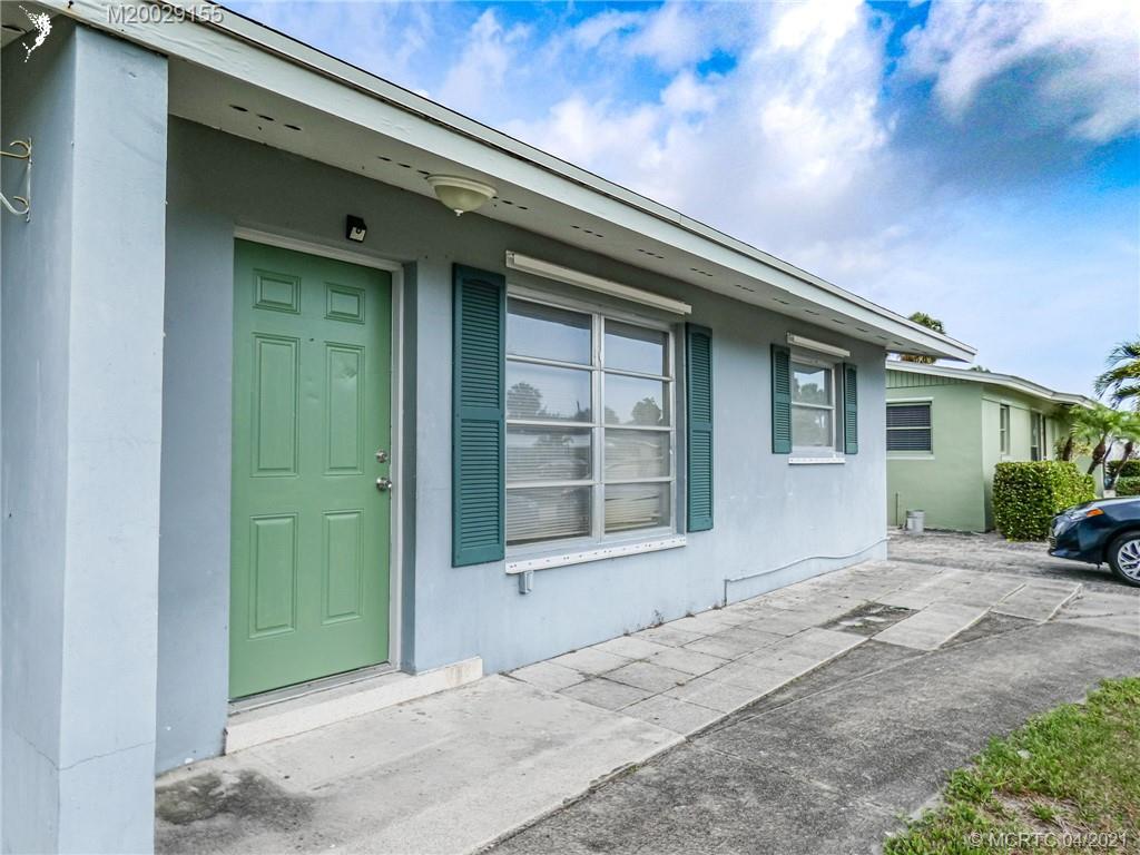 436 Robalo Court Stuart, FL 34996 - Photo 2 of 31 Gallery Image 2