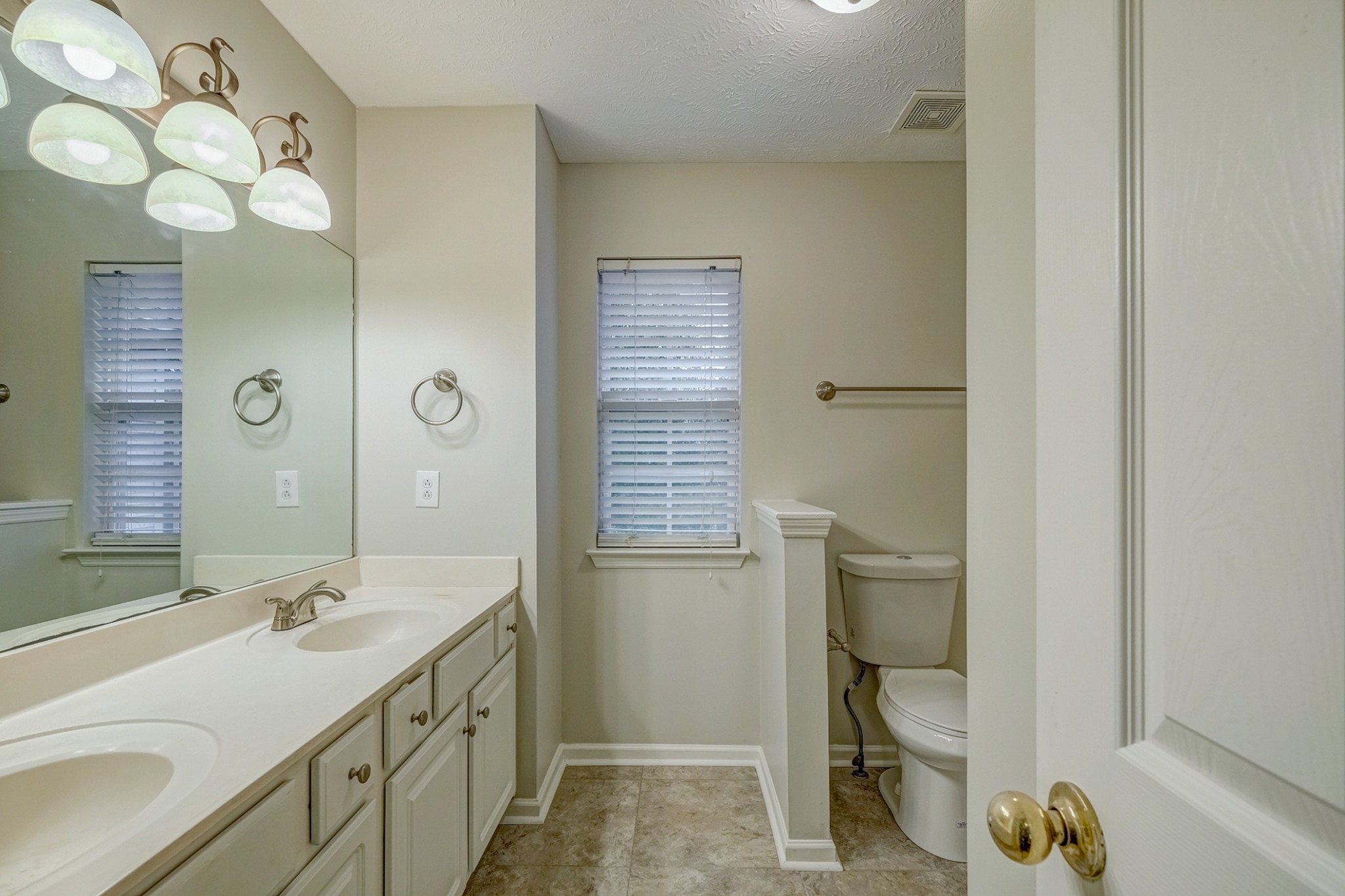 755 Tulip Grove Road, Unit 1304 Hermitage, TN 37076 - Photo 28 of 41 Gallery Image 28