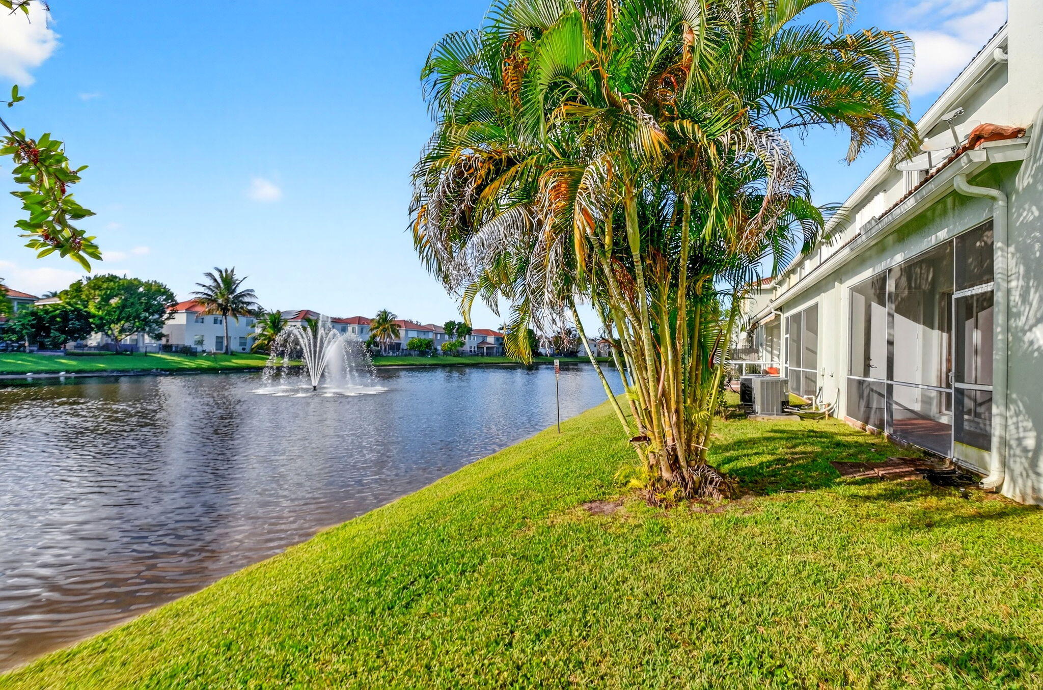 2138 Oakmont Drive Riviera Beach, FL 33404 - Photo 42 of 59 Views