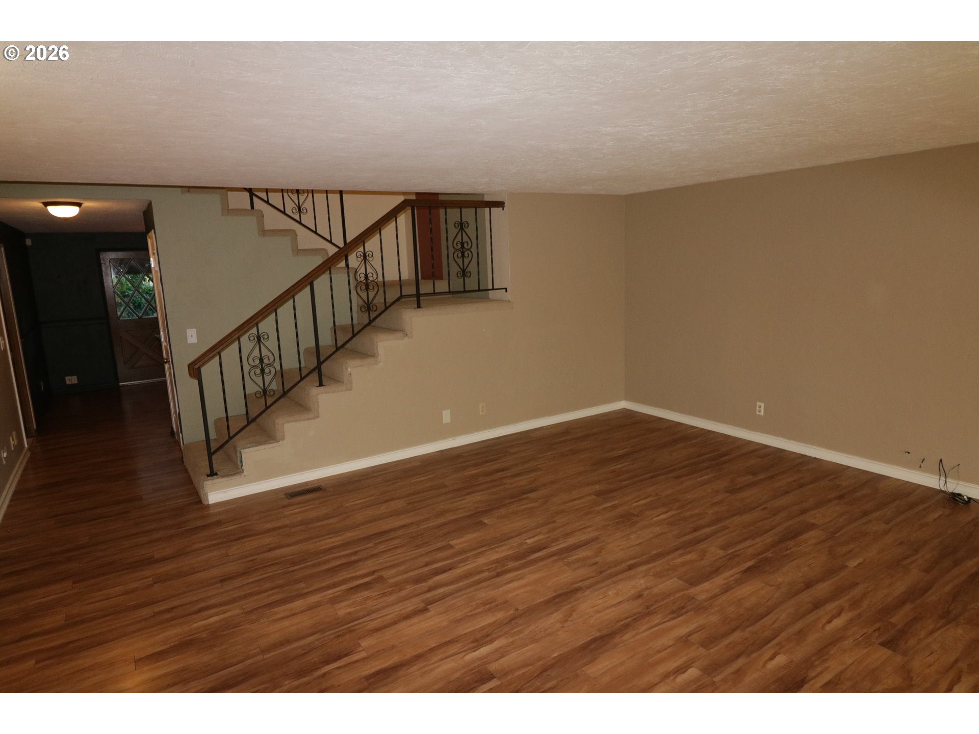 1419 T Street Springfield, OR 97477 - Photo 7 of 30