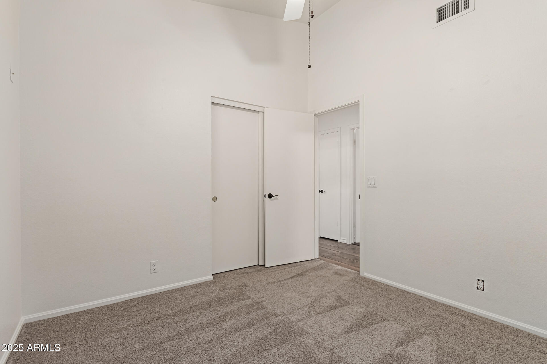 2107 East Marco Polo Road Phoenix, AZ 85024 - Photo 23 of 36 a view of an empty room