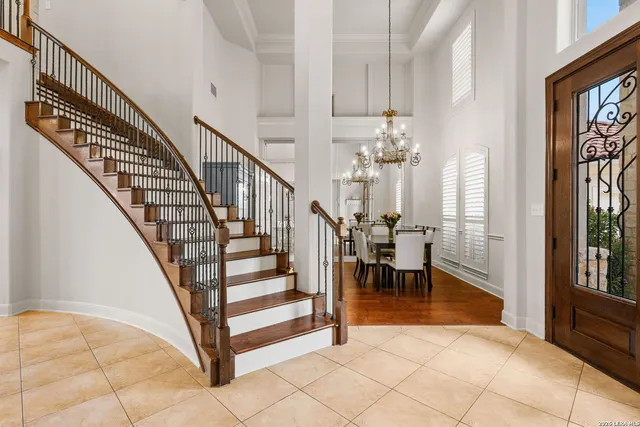 $1,387,000 | 1017 Garraty Road, Terrell Hills, TX 78209