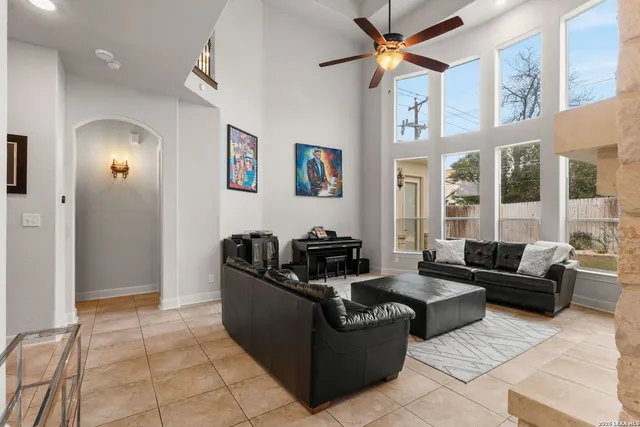 $1,387,000 | 1017 Garraty Road, Terrell Hills, TX 78209