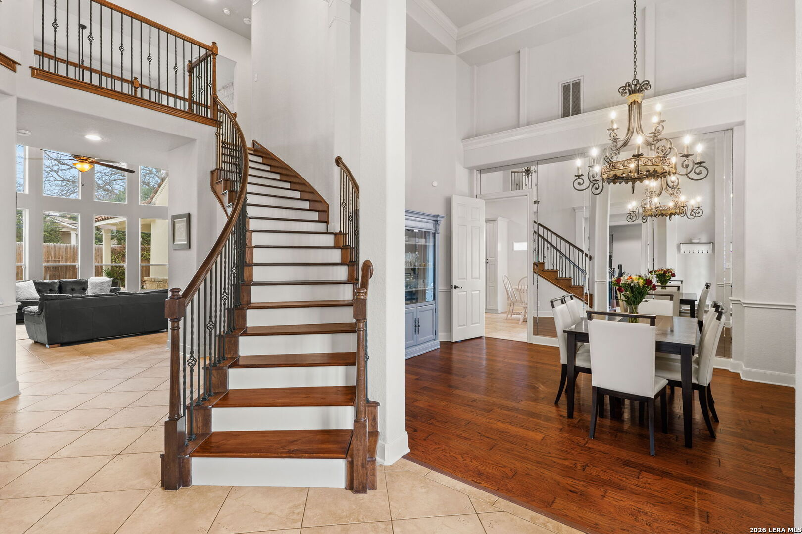 1017 Garraty Road Terrell Hills, TX 78209 - Photo 9 of 55