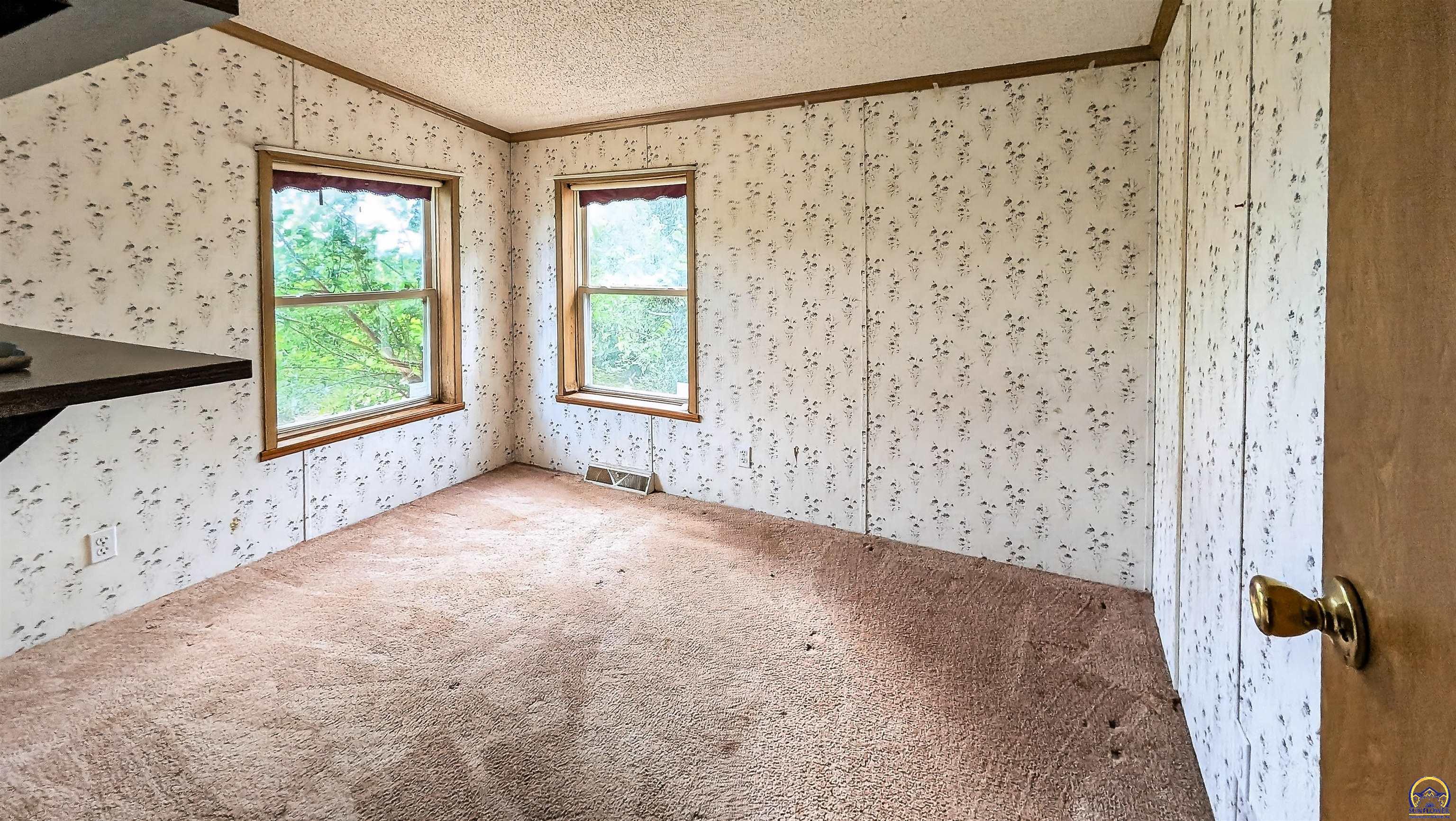 1602 Emmer Road Hartford, KS 66854 - Photo 15 of 34