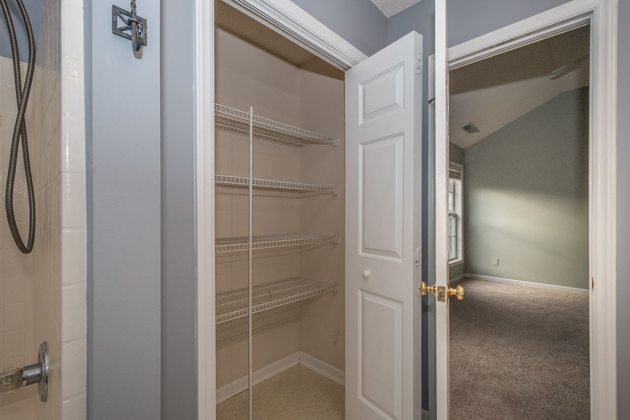 2400 Goldfinch Way Raleigh, NC 27606 - Photo 11 of 18 Photo 11