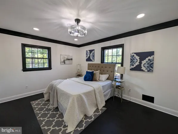 $5,800 | 2208 Wakefield Street, Alexandria, VA 22308