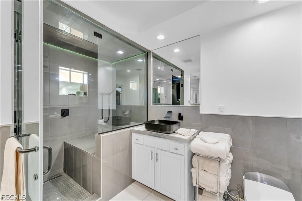 2080 West First Street, Unit 109 Fort Myers, FL 33901 - Photo 19 of 47