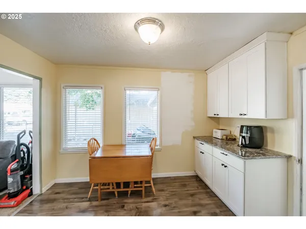 $305,000 | 820 Rosemont Avenue Northwest, Salem, OR 97304