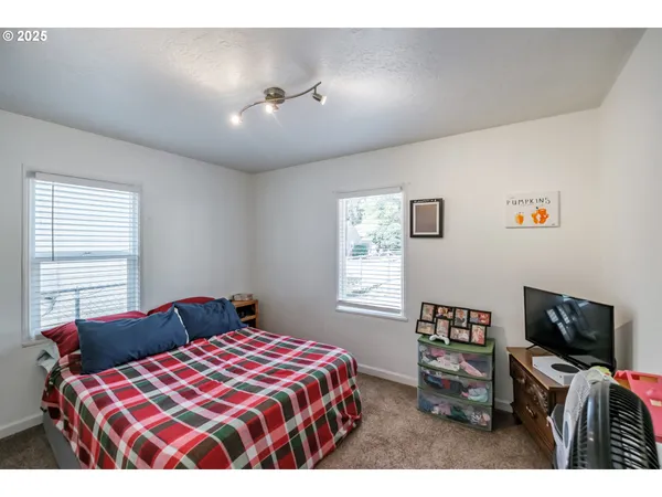 $305,000 | 820 Rosemont Avenue Northwest, Salem, OR 97304