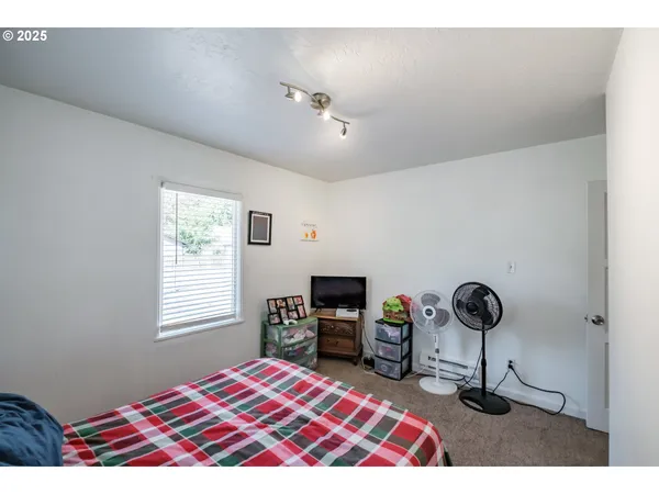 $305,000 | 820 Rosemont Avenue Northwest, Salem, OR 97304