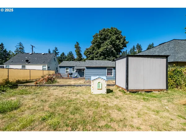 $305,000 | 820 Rosemont Avenue Northwest, Salem, OR 97304