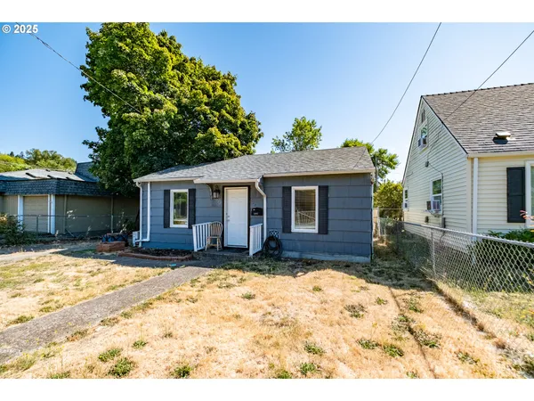 $305,000 | 820 Rosemont Avenue Northwest, Salem, OR 97304