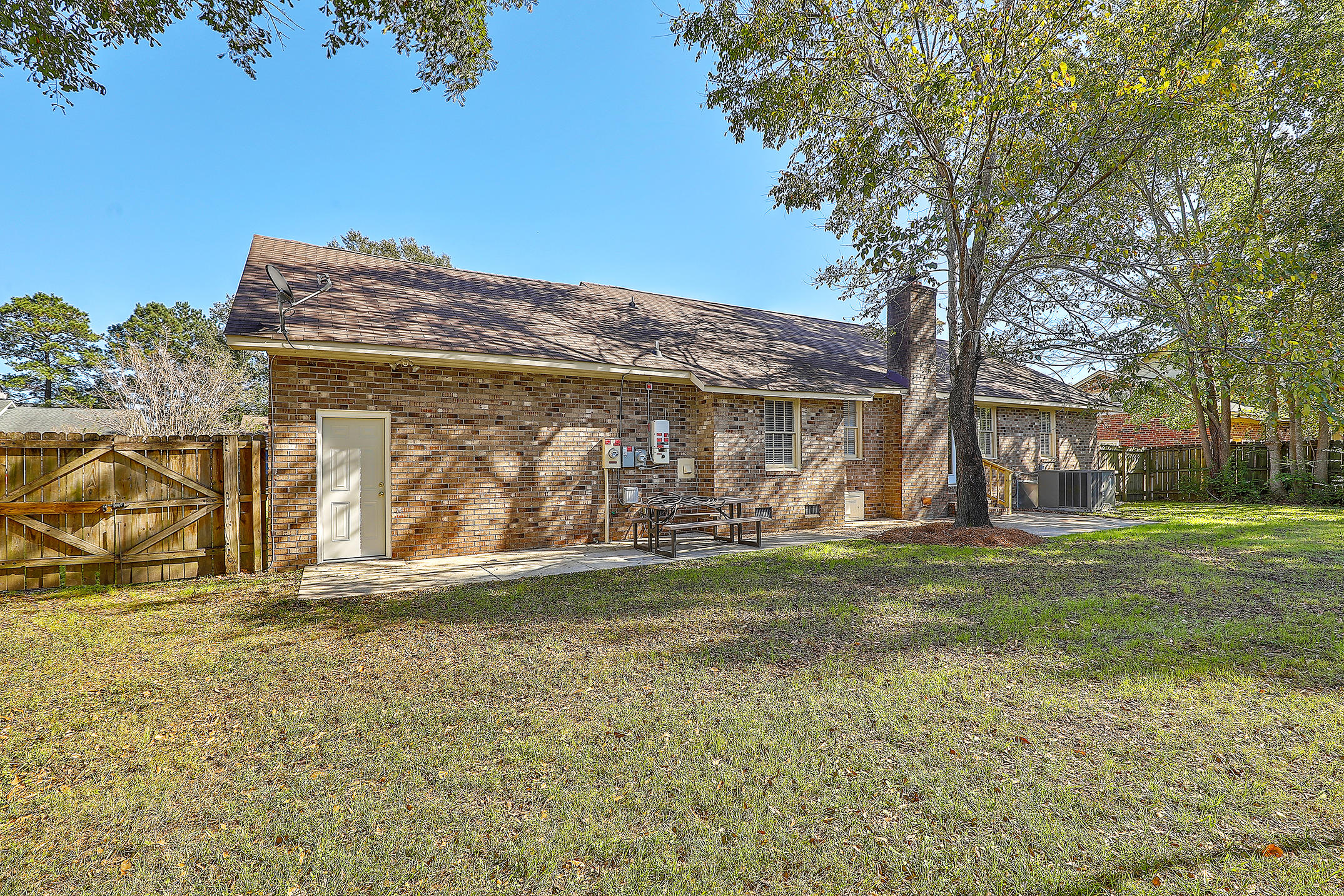 8165 Waltham Road North Charleston, SC 29406 - Photo 28 of 29 1R3A4379_80_81_82_83_84_85