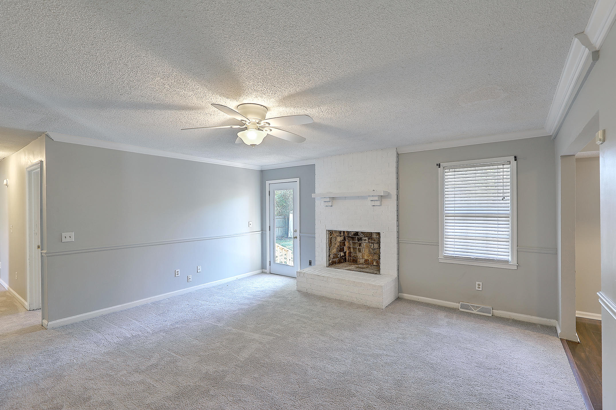 8165 Waltham Road North Charleston, SC 29406 - Photo 5 of 29 1R3A4211_2_3_4_5_6_7