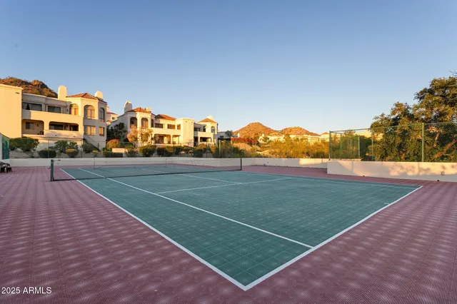 $950,000 | 3800 East Lincoln Drive, Unit 7, Phoenix, AZ 85018