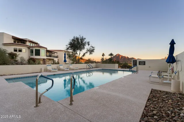 $950,000 | 3800 East Lincoln Drive, Unit 7, Phoenix, AZ 85018