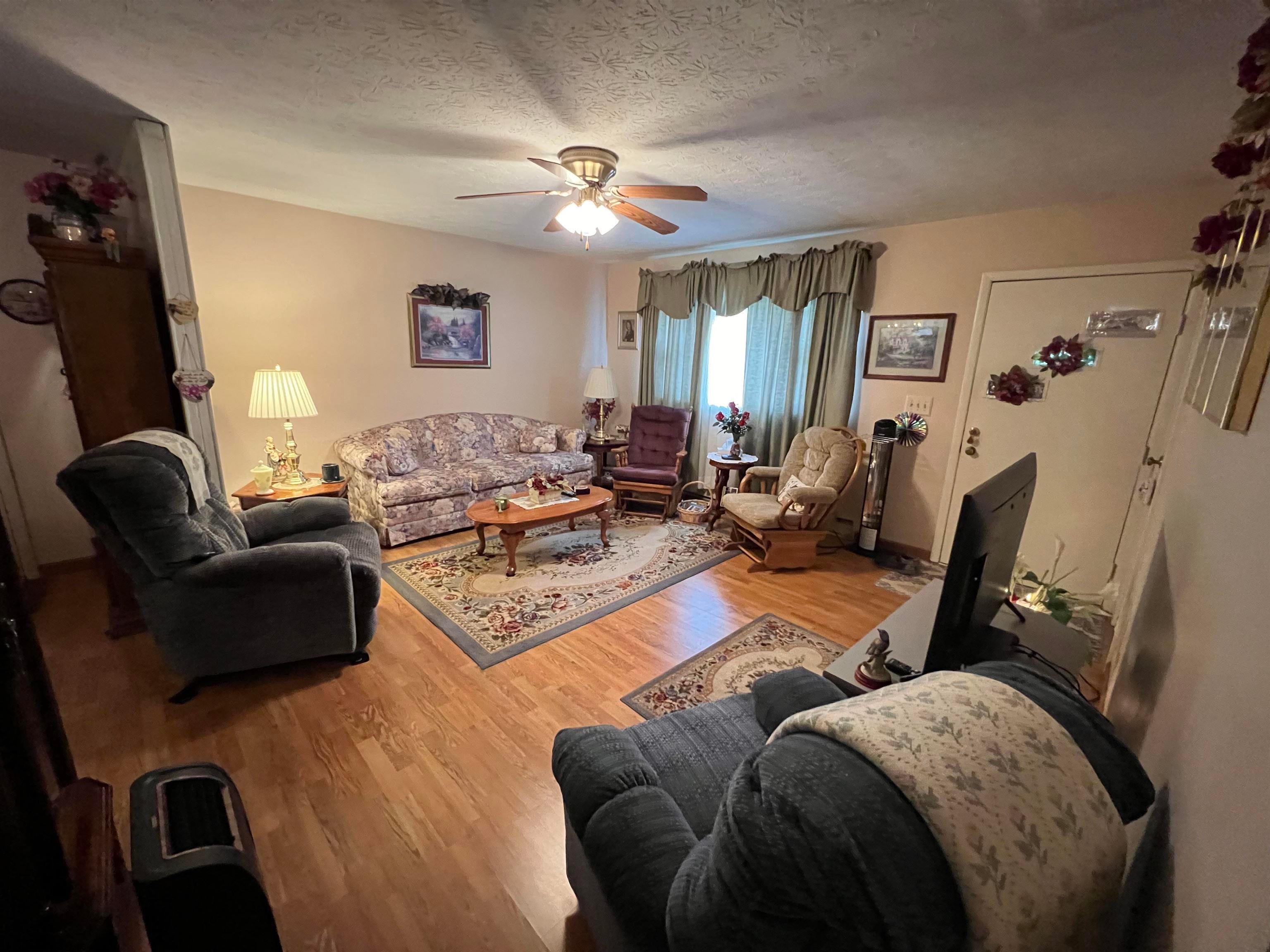197 Poplar Road Beverly, WV 26253 - Photo 5 of 27 Gallery Image 5