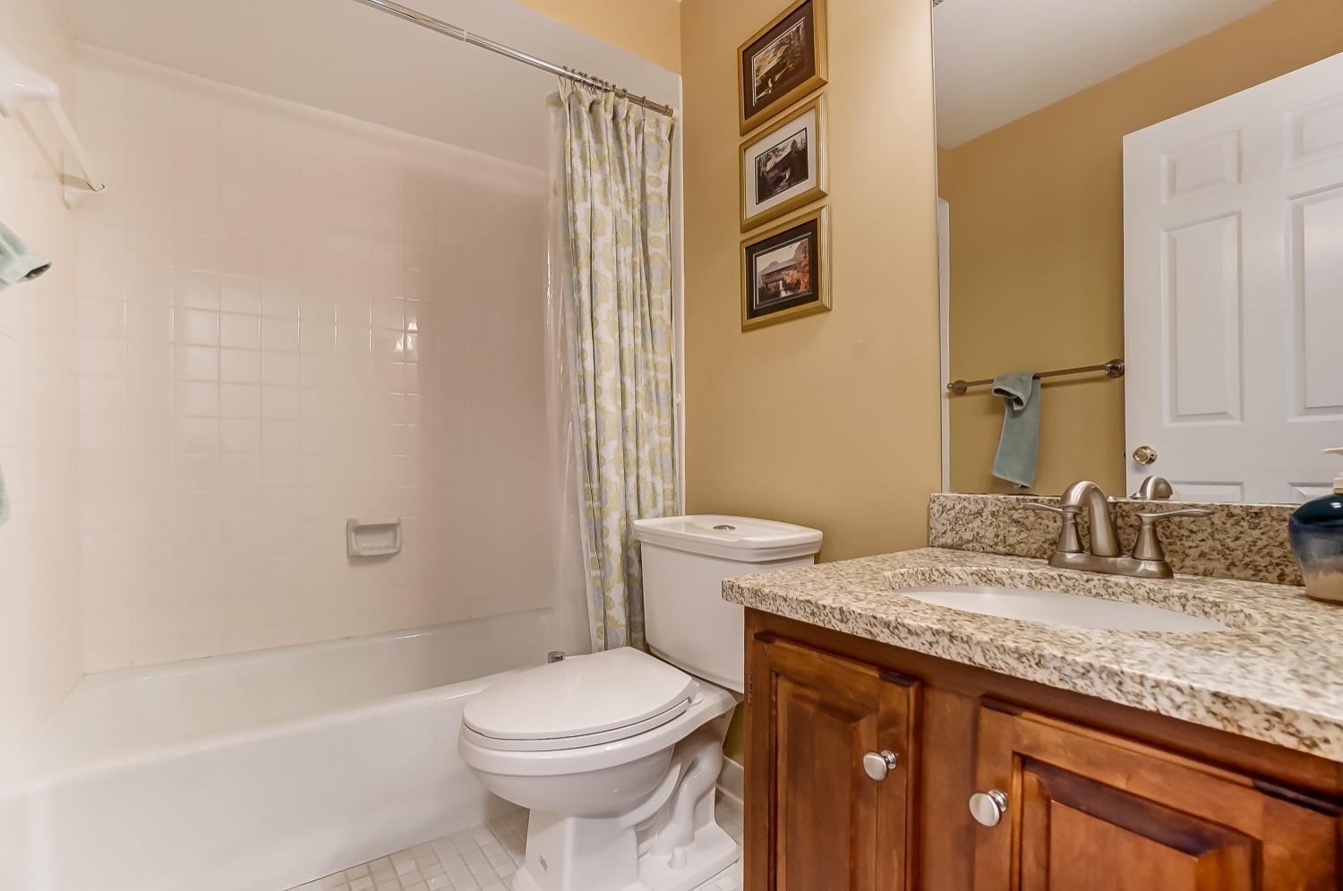 5346 Werk Road, Unit D7 Cincinnati, OH 45248 - Photo 25 of 34 Gallery Image 25