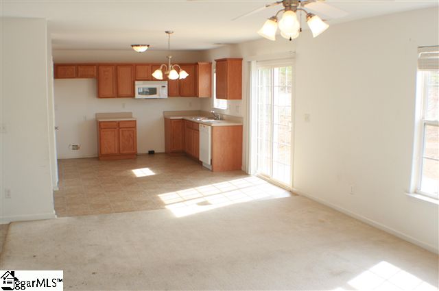 7 Catterick Way Fountain Inn, SC 29644 - Photo 3 of 11 Gallery Image 3
