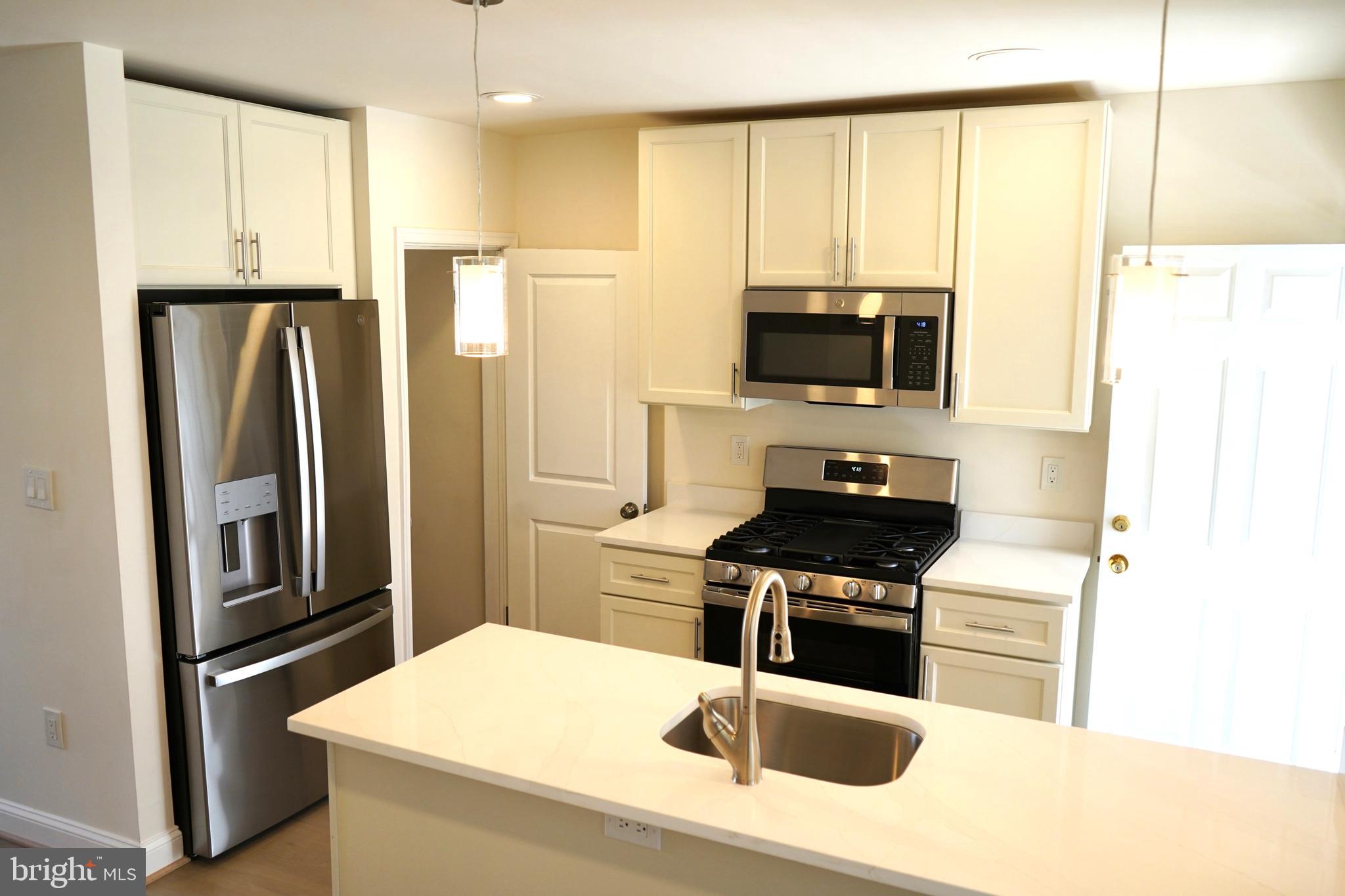303 Arden Road West Baltimore, MD 21225 - Photo 35 of 95 kitchen1b