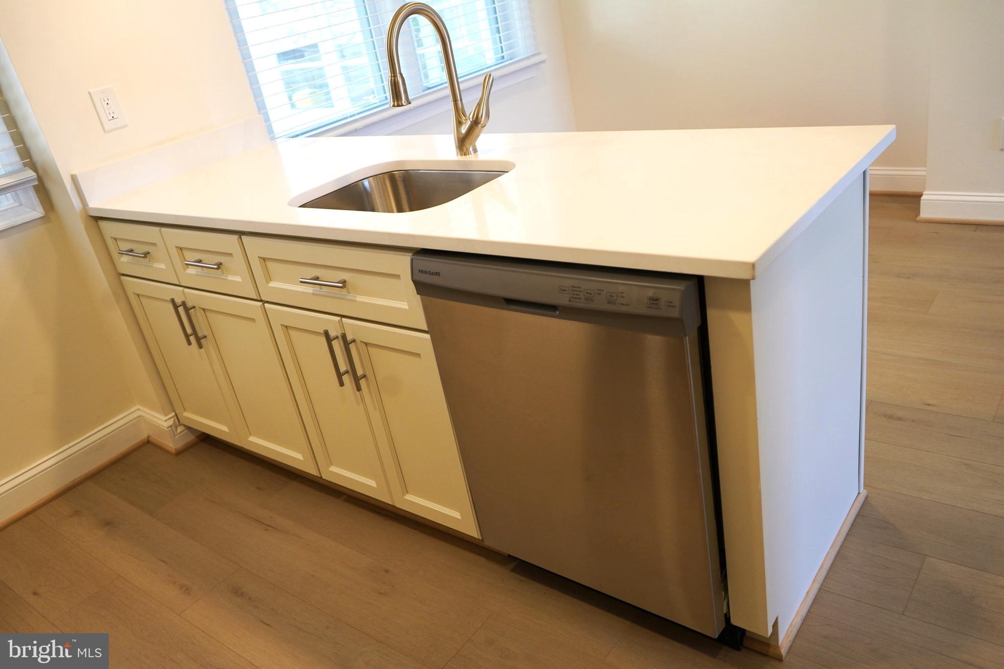 303 Arden Road West Baltimore, MD 21225 - Photo 40 of 95 kitchen1f