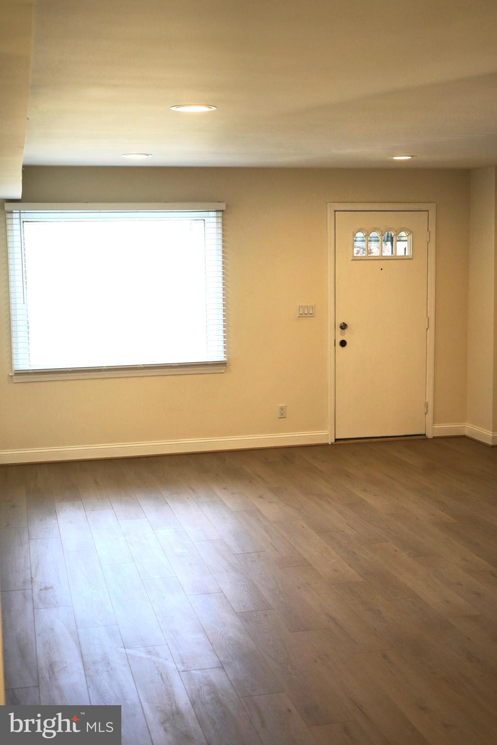 303 Arden Road West Baltimore, MD 21225 - Photo 49 of 95 living7