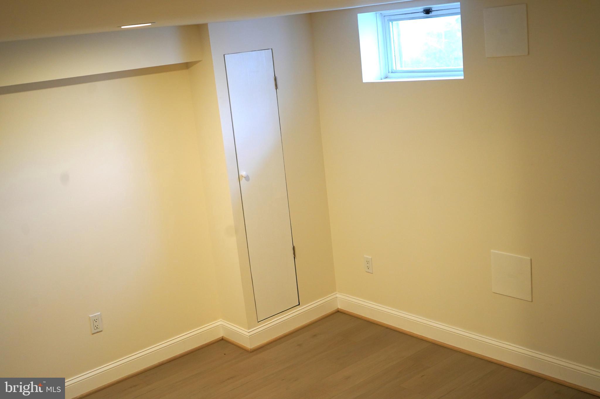 303 Arden Road West Baltimore, MD 21225 - Photo 73 of 95 basement3