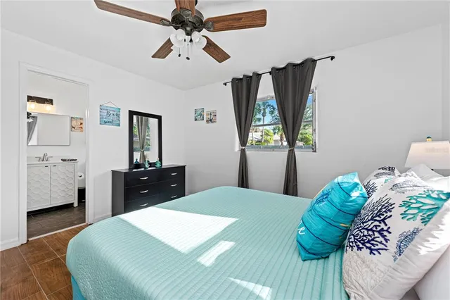 $4,995 | 2549 Clarendon Avenue, New Smyrna Beach, FL 32168