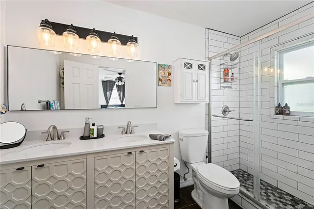 $4,995 | 2549 Clarendon Avenue, New Smyrna Beach, FL 32168