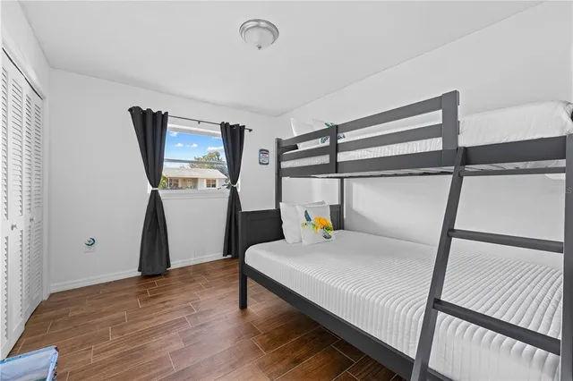 $4,995 | 2549 Clarendon Avenue, New Smyrna Beach, FL 32168