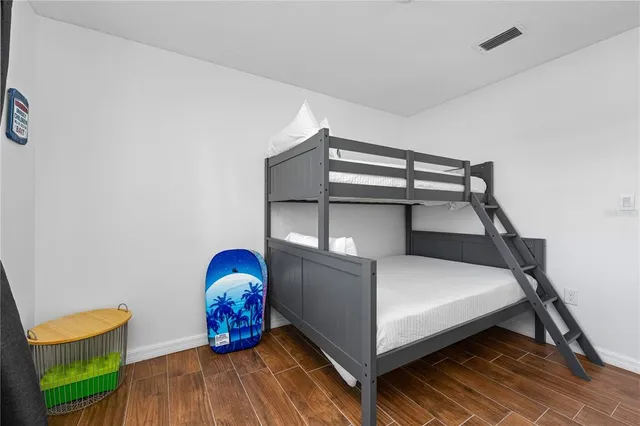 $4,995 | 2549 Clarendon Avenue, New Smyrna Beach, FL 32168