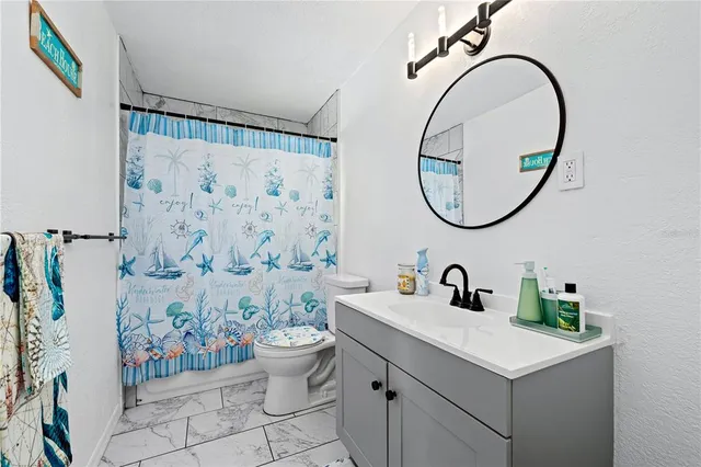 $4,995 | 2549 Clarendon Avenue, New Smyrna Beach, FL 32168