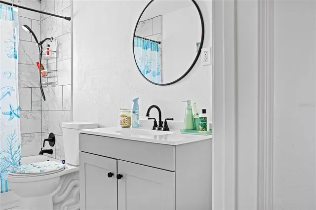 $4,995 | 2549 Clarendon Avenue, New Smyrna Beach, FL 32168