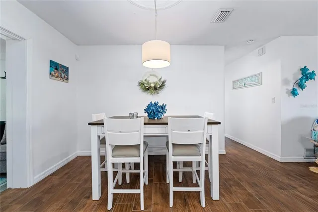 $4,995 | 2549 Clarendon Avenue, New Smyrna Beach, FL 32168