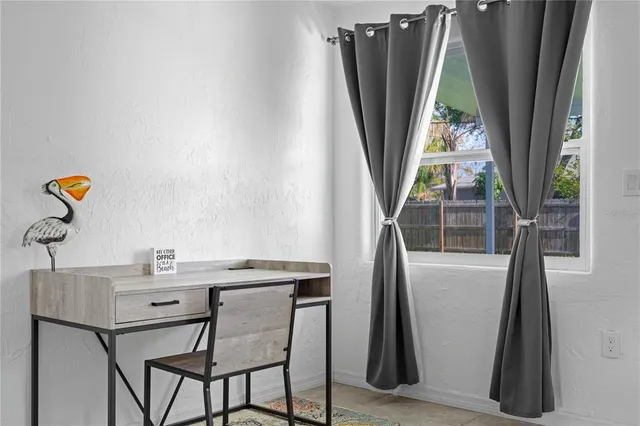 $4,995 | 2549 Clarendon Avenue, New Smyrna Beach, FL 32168