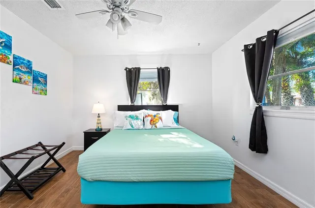 $4,995 | 2549 Clarendon Avenue, New Smyrna Beach, FL 32168