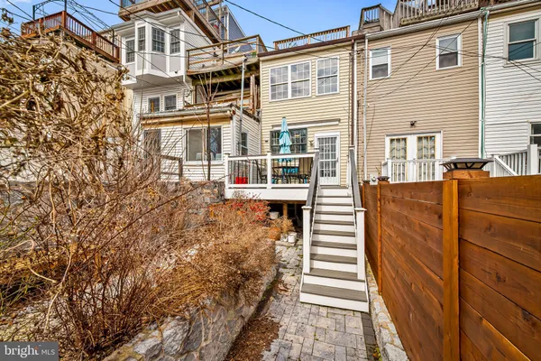 $3,200 | 2315 Eastern Avenue, Baltimore, MD 21224