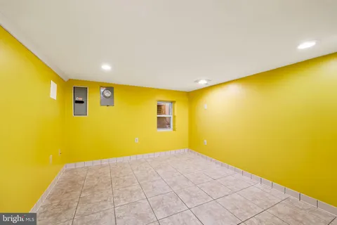 $3,200 | 2315 Eastern Avenue, Baltimore, MD 21224