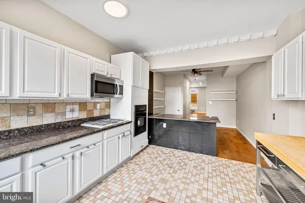 $3,200 | 2315 Eastern Avenue, Baltimore, MD 21224