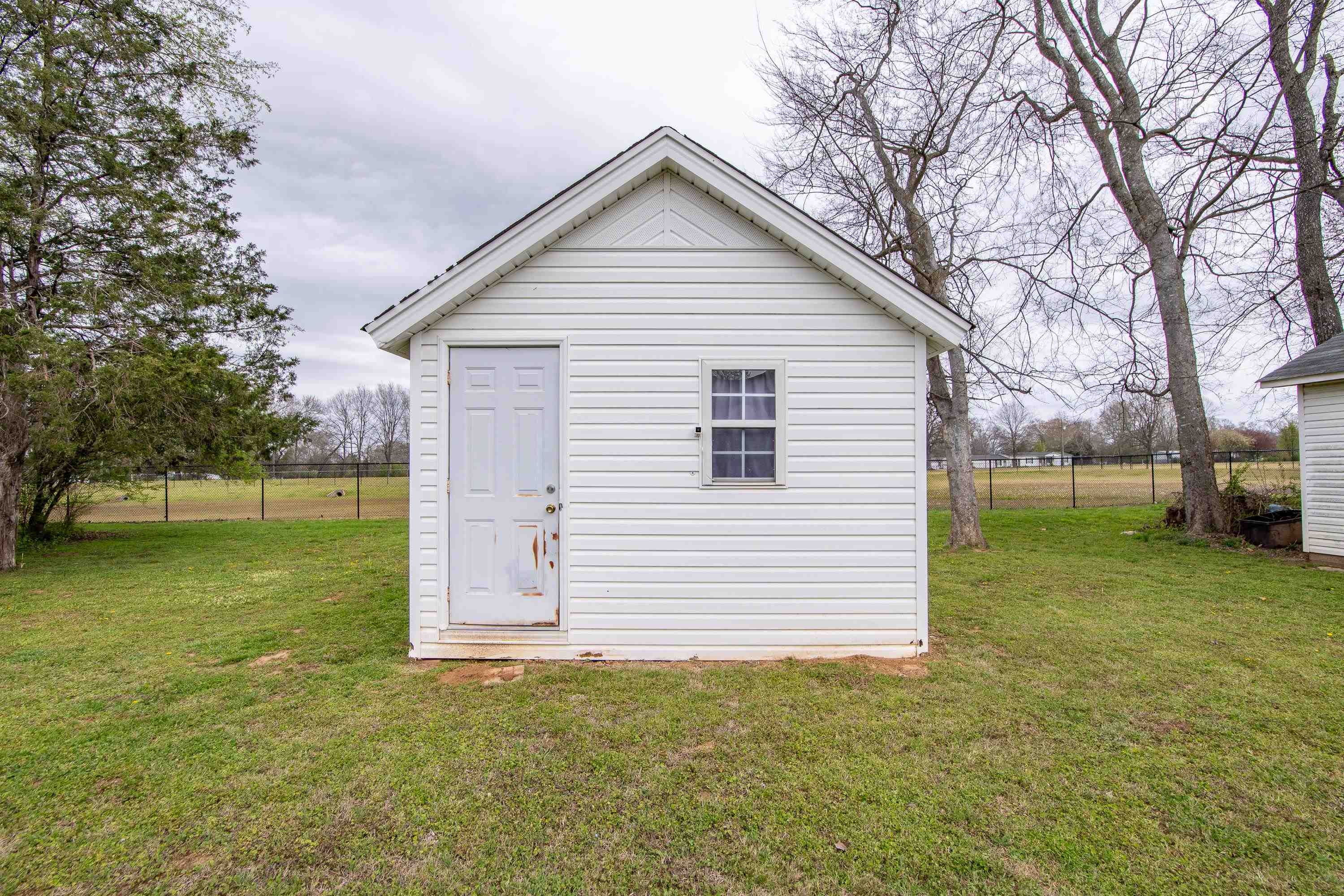 295 Farmington Road Savannah, TN 38372 - Photo 30 of 33 Gallery Image 30